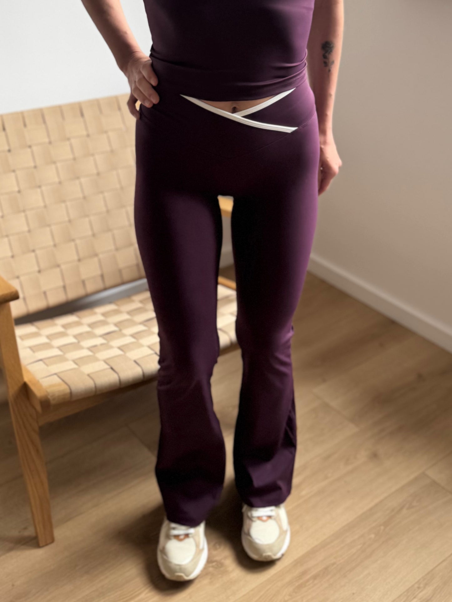 FLOW Flare Leggings