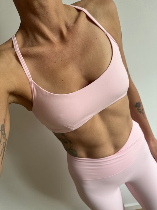 BALLET Cross-Back Adjustable Sports Bra - Pink