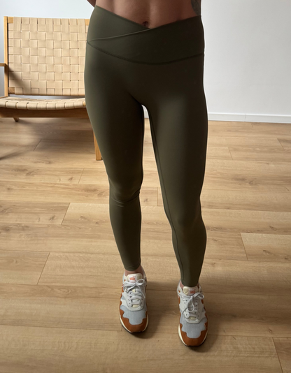 BALLET V-Waist Leggings - Olive Green
