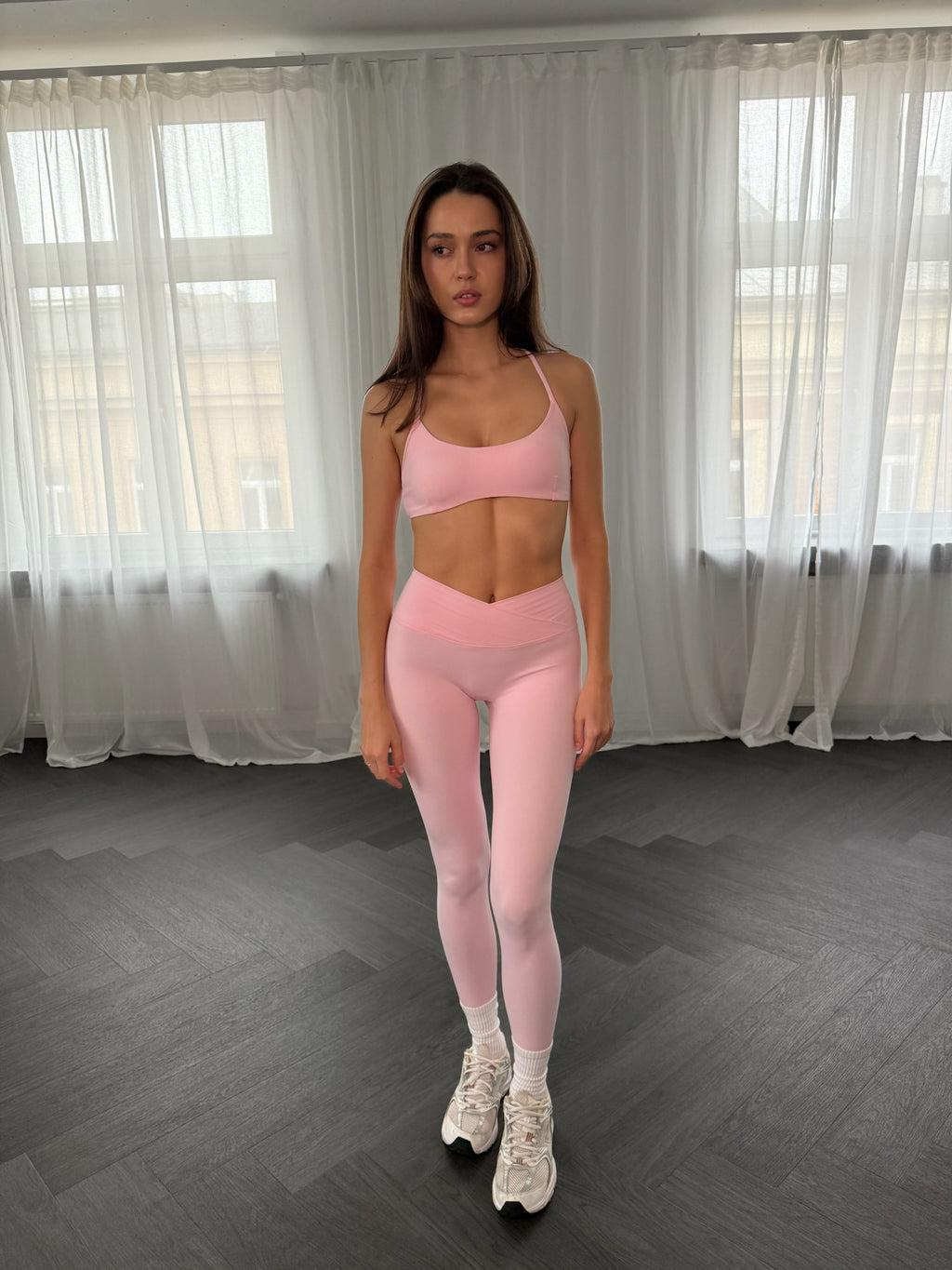 BALLET V-Waist High-Rise Straight Leggings - Humbl Her