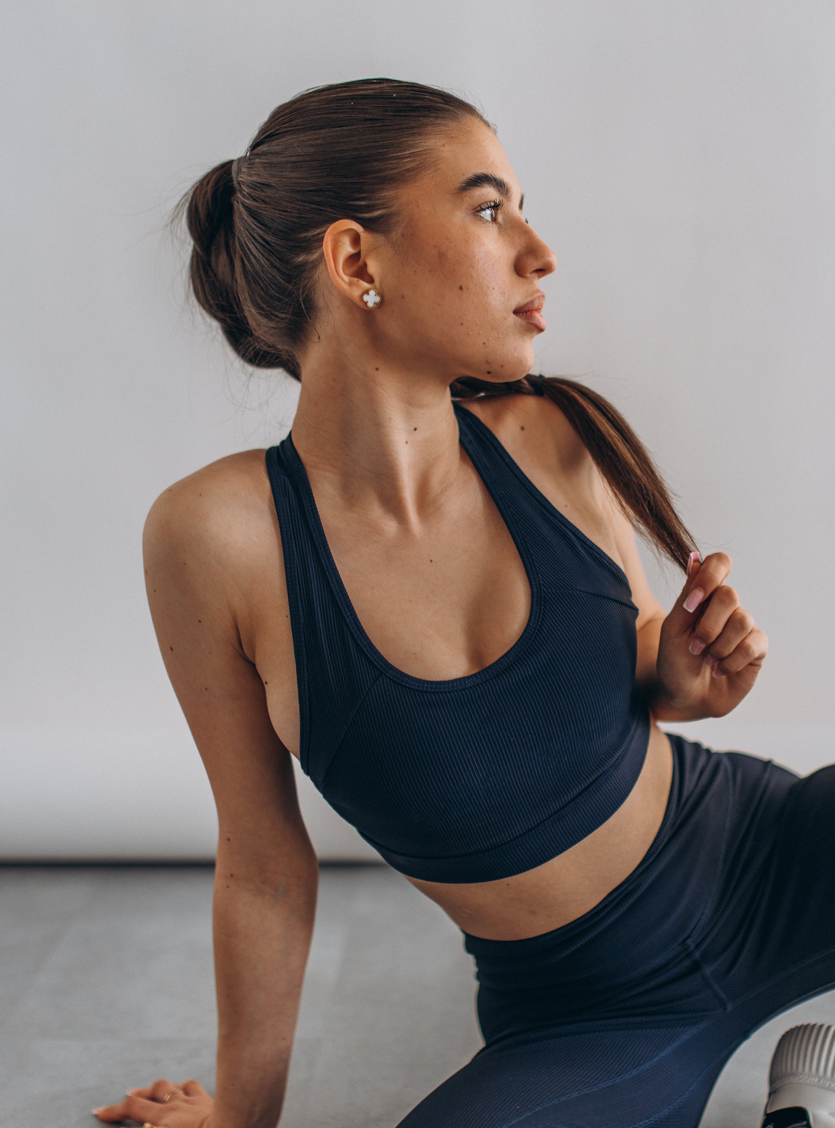 NUSA Ribbed Sports Bra + Mid Rise V-Waist 7/8 Leggings - Navy - Humbl Her
