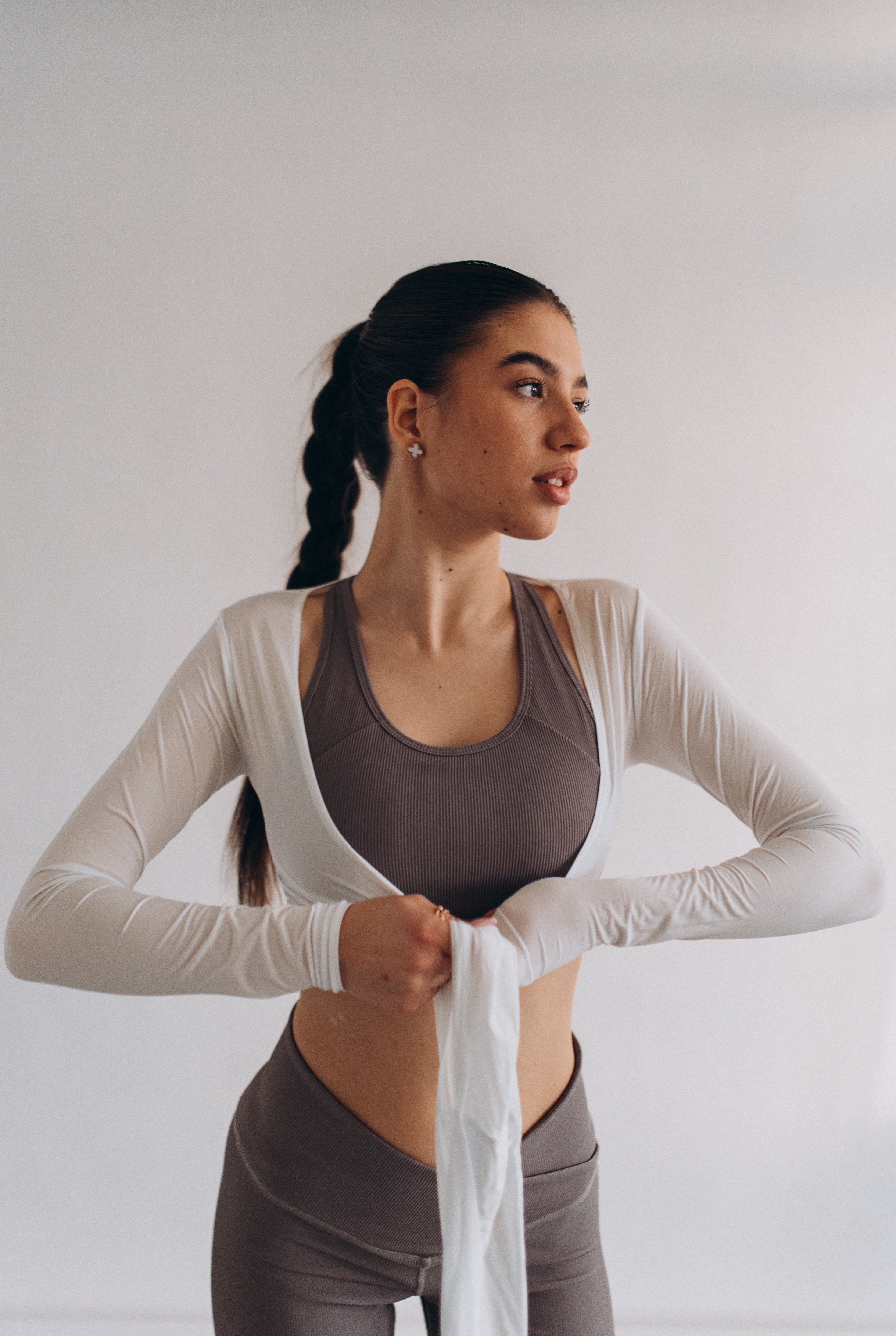 NUSA Ribbed Sports Bra + Mid Rise V-Waist 7/8 Leggings - Graphite - Humbl Her