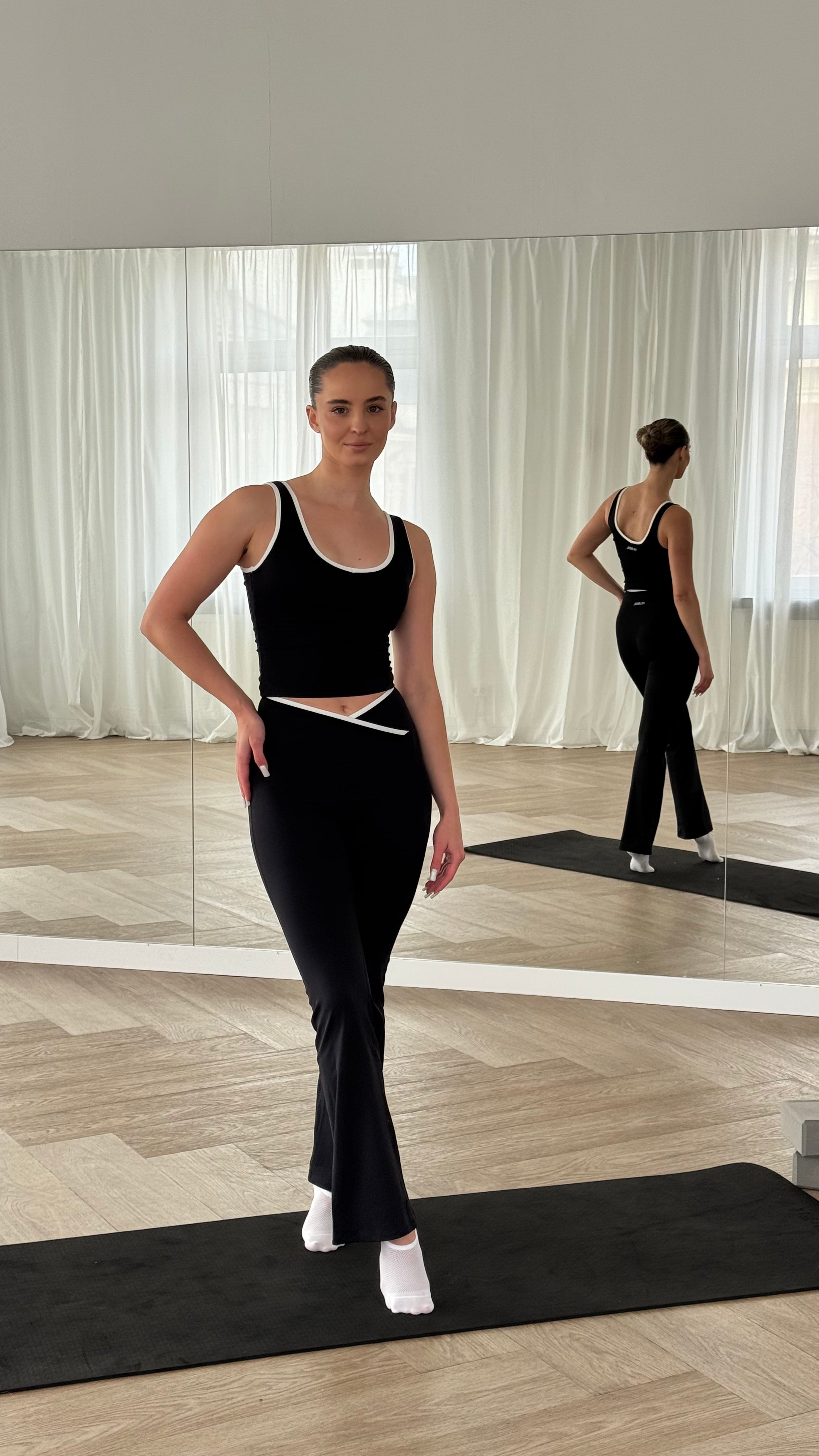 FLOW White Trim Tank Top + V-Waist High-Rise Flare Leggings - Black